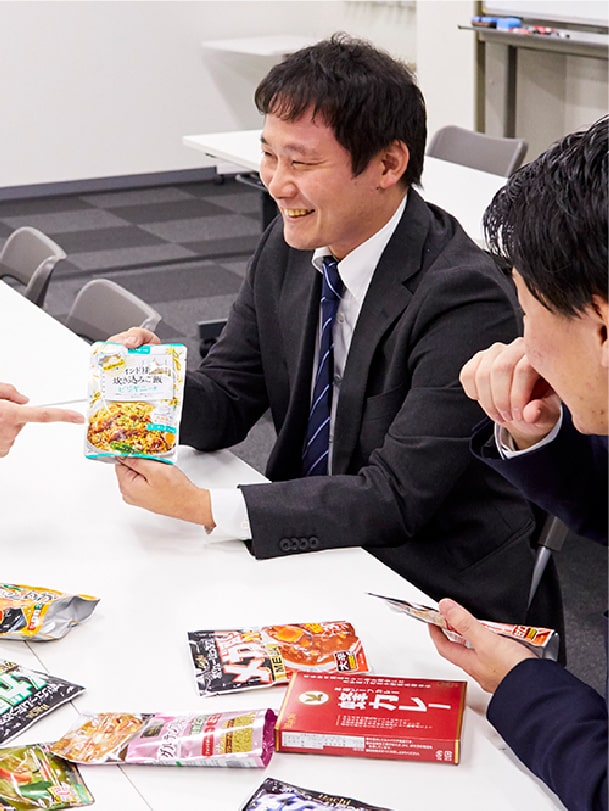 日々の仕事や、職場や同僚の雰囲気について